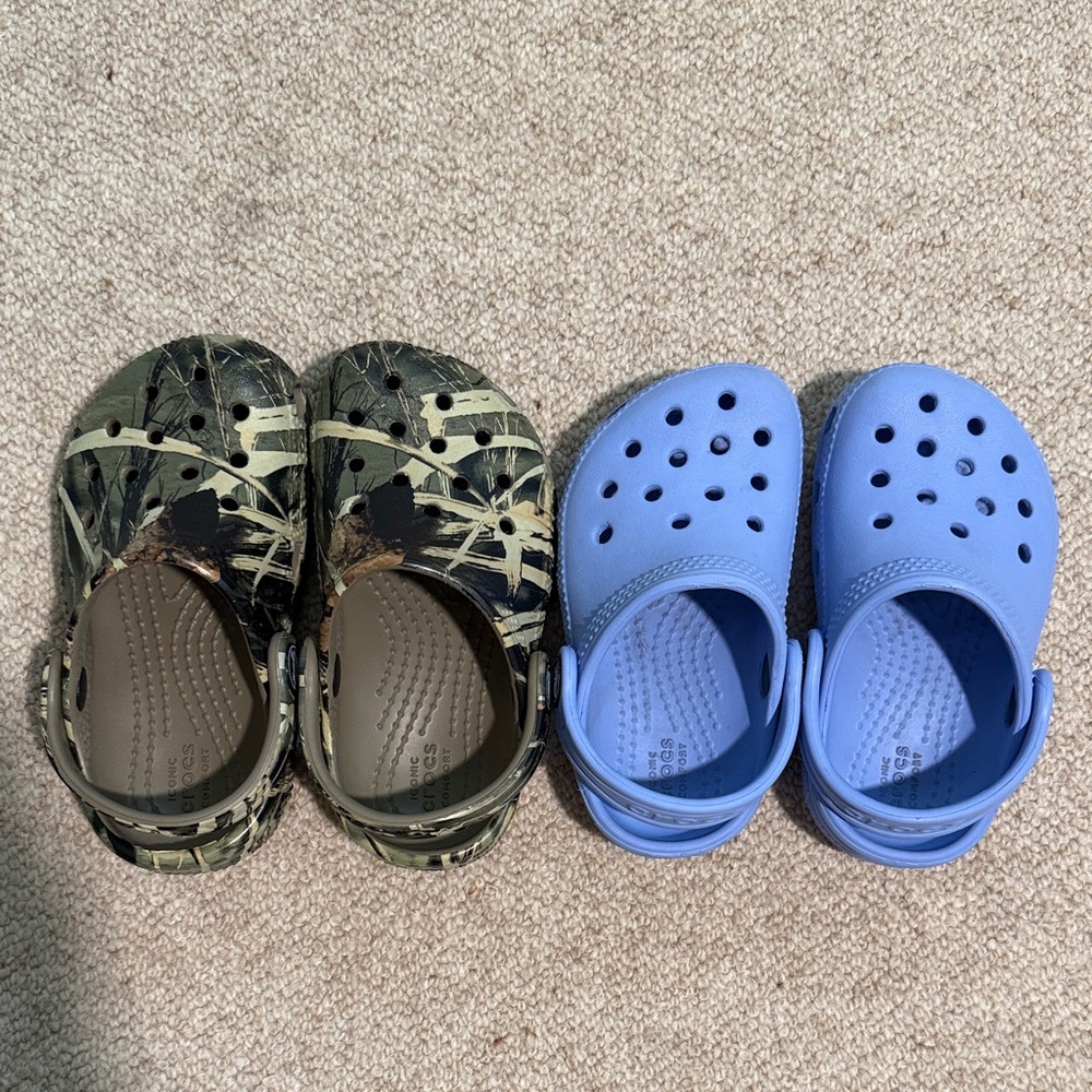 Toddler boy Crocs Set - Camouflage and Blue - Picture 4 of 4